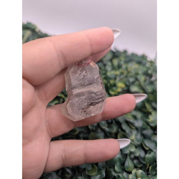 Natural Point Garden Quartz Enhydro black sediment rare find crystal specimen - Picture 4 of 4